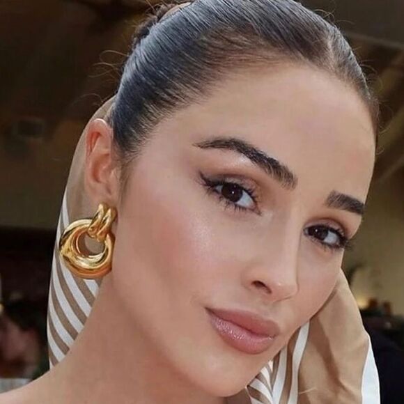 Gold geo hoop earrings M360 - Picture 2 of 5